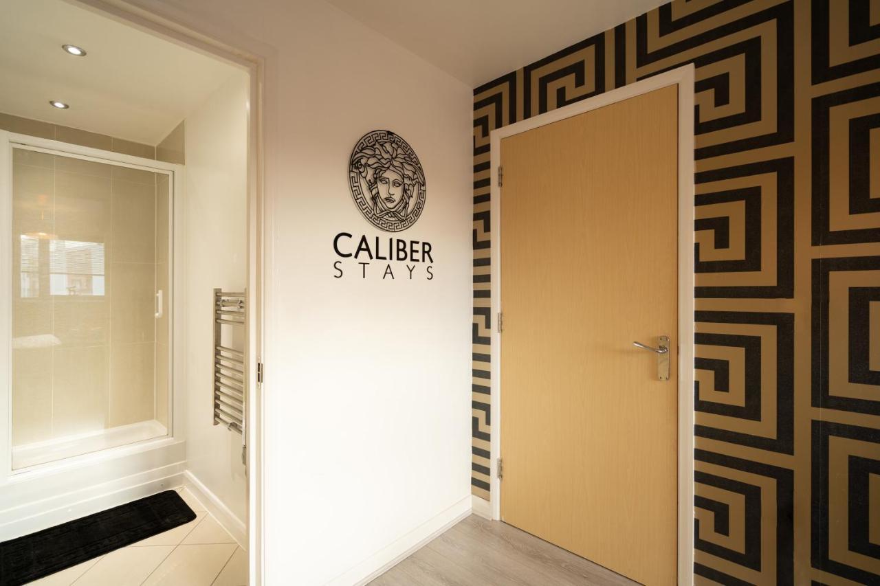 Caliber Stays Birmingham Bliss - Medusa Suite Apartments - Central 2-Bed Retreat - City Attractions, Sleeps 4, Free Netflix, Nearby Parking & Close Proximity - Bullring, Grand Central, The Cube - 5 Minutes Walk Екстериор снимка